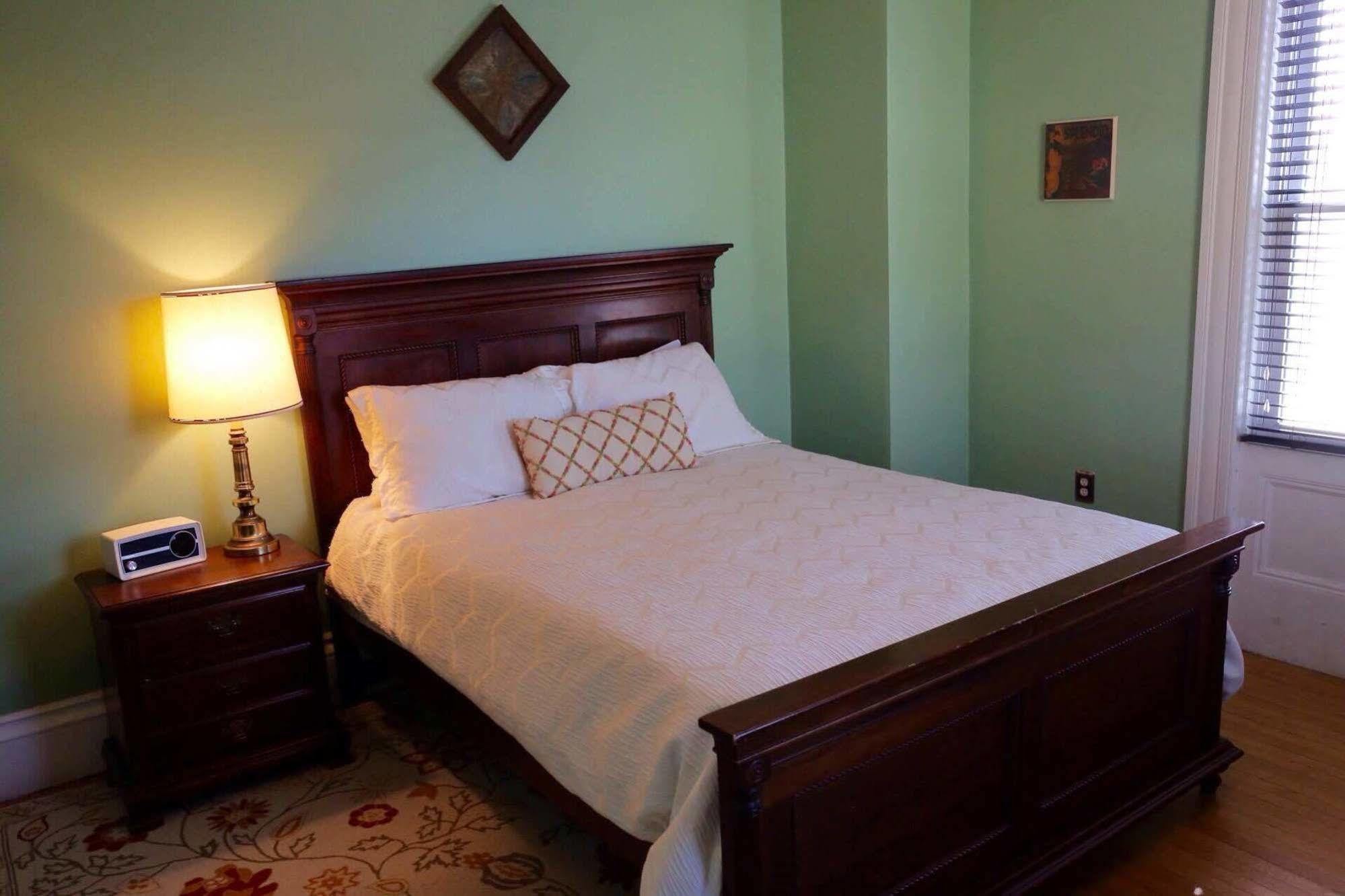 Stepping Stone Inn Салем Екстериор снимка